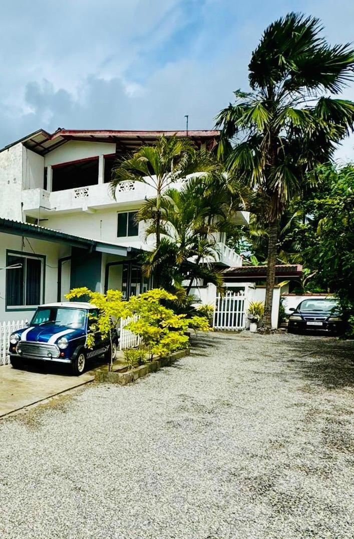 Mbeach Nest Panadura Esterno foto